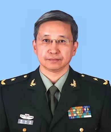 1997年香港回归，陈赓大将之子陈知庶作为驻港部队副司令员，全程参与了中英防务交