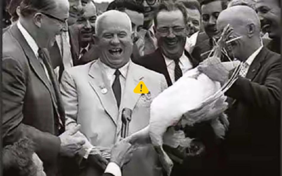 “个子不高两张皮”，赫鲁晓夫的伪装术真是刻进骨子里了！
 
嘴上喊着为国为民的口