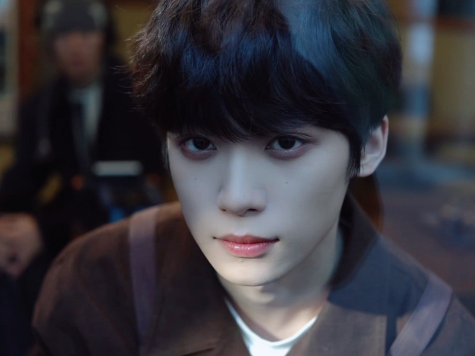 网易严选代言人梓渝 🔮梓渝 🔮˙·他眼底藏着一片温柔海，浪花🌊漫过黄昏🌆