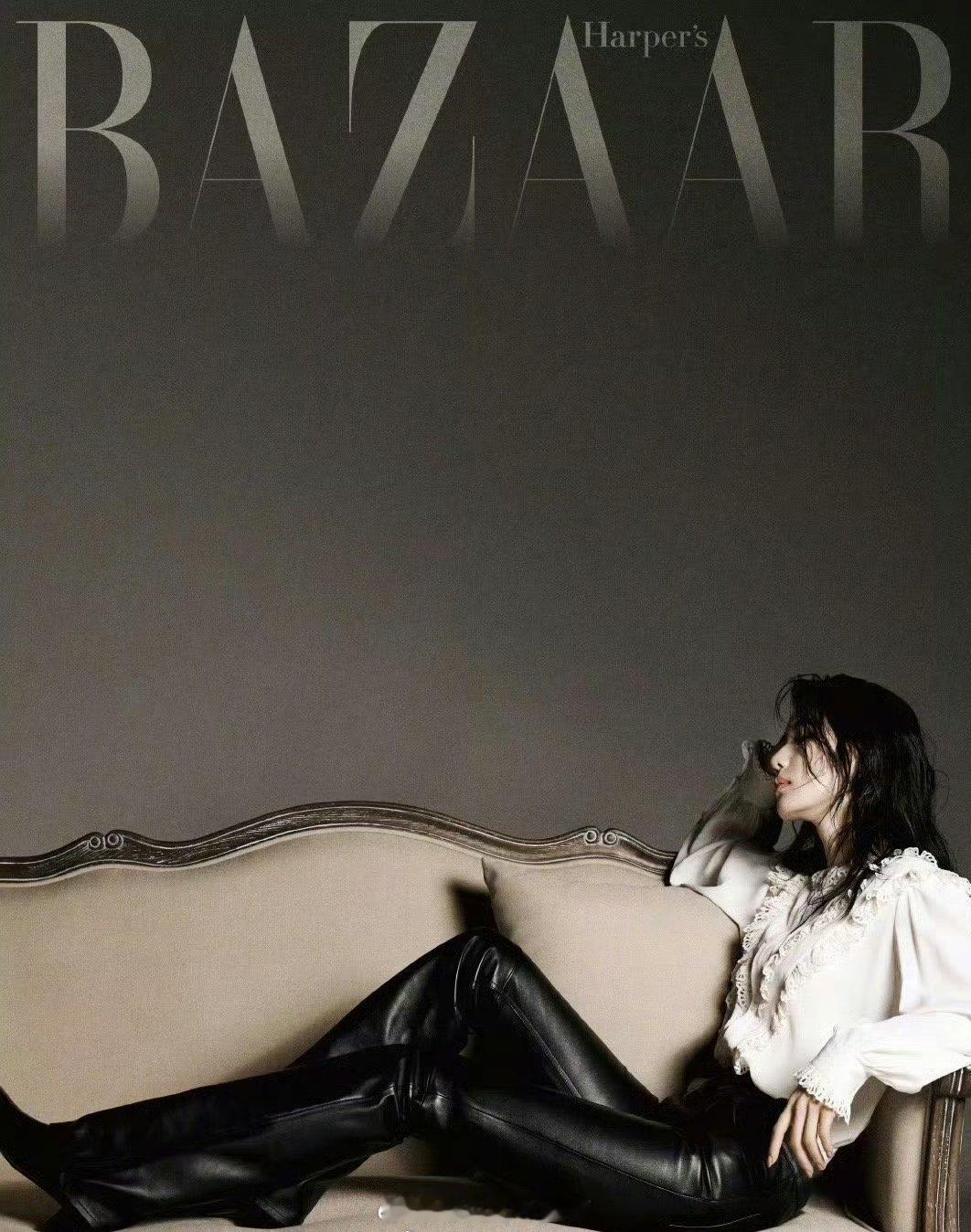 刘诗诗登上芭莎一月刊封面预告，尽显独特气质与魅力。开学季，让我们一同期待刘诗诗在