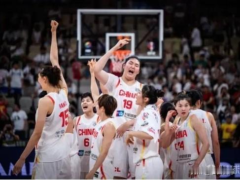 中国女篮65-80不敌比利时…女篮世界杯预选赛，比利时女篮80-65战胜中国女篮