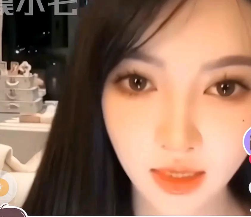 原来叶客在偷摸关注baby呀，网友发现baby的电影新娘大作战里面的插曲是今天你