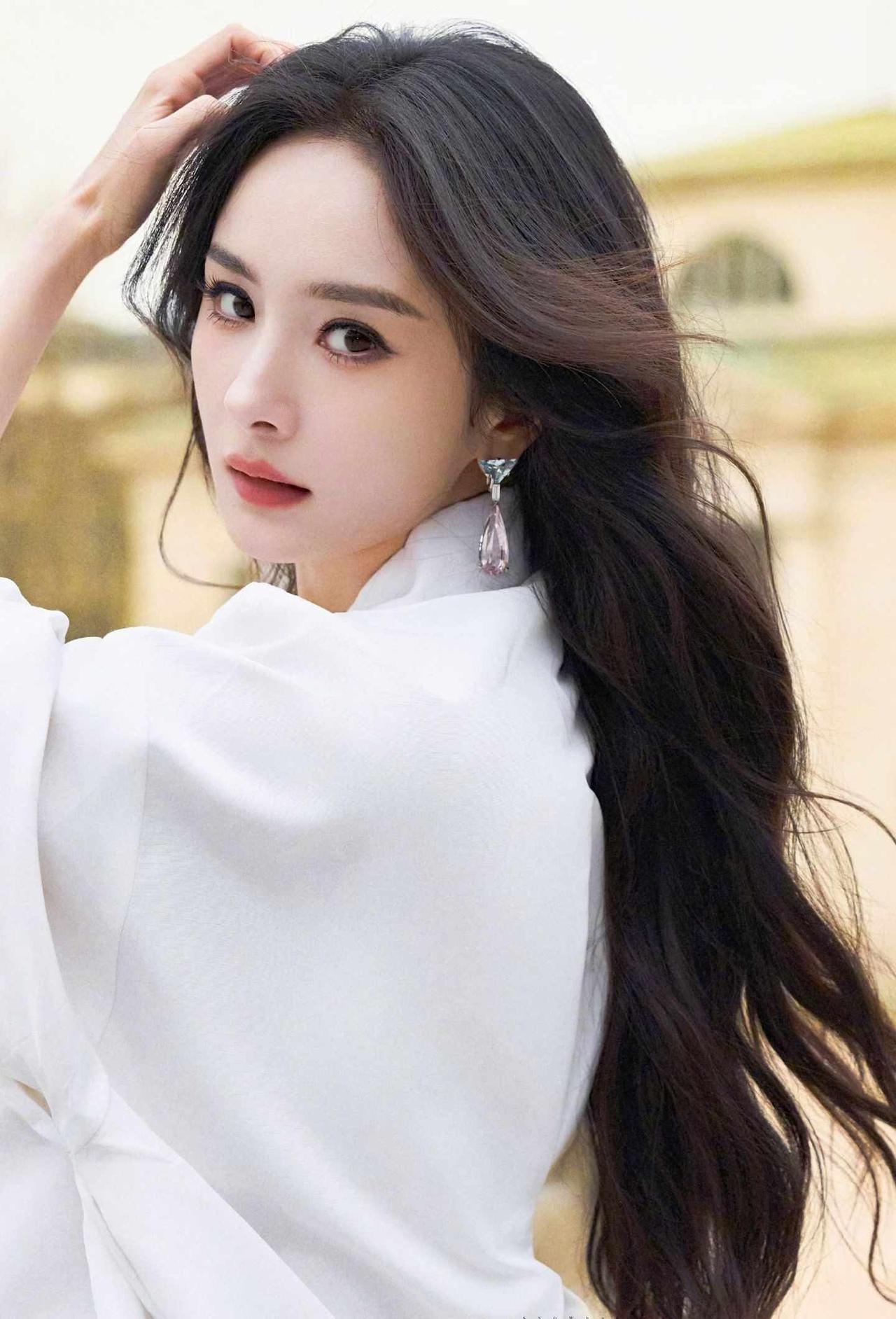 绝美的幂，太仙了！🎀
神仙颜值 仙女下凡到人间 散发光芒的她 仙女 明星封神的