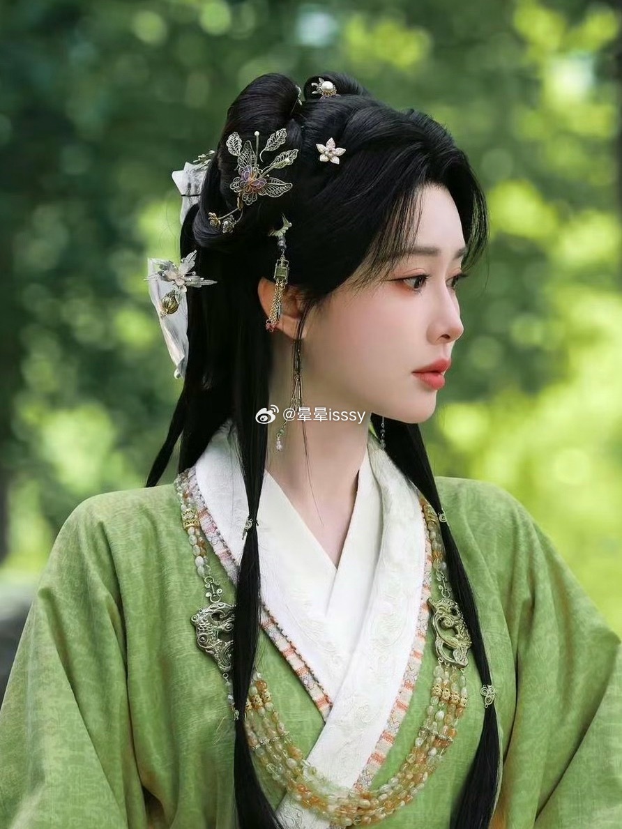 《将门毒后》制作组是把全部经费砸进服化道了吧？质感直接断层碾压同期一众古装剧 