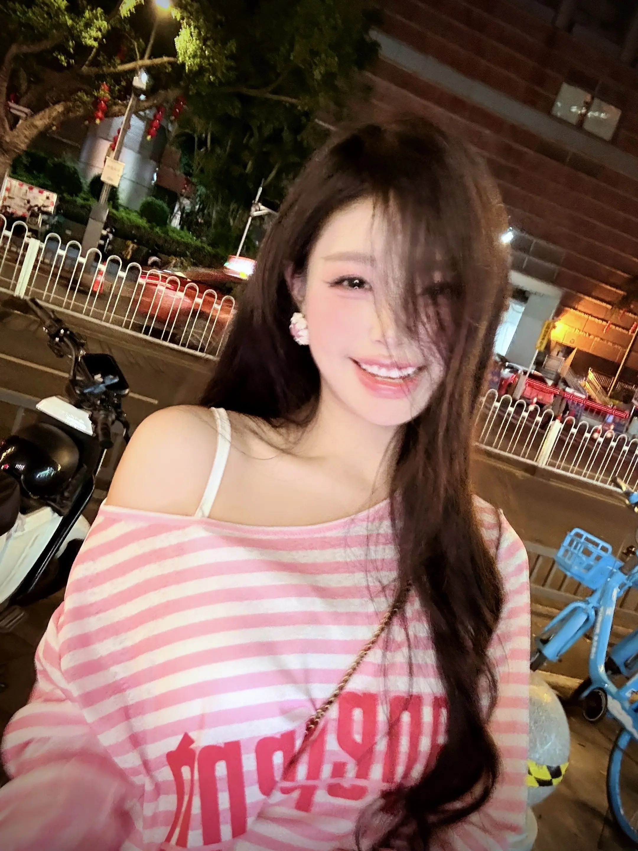 感觉你挑人很准什么出轨的 穷的扣的 聊扫的 欠钱不还的忘不了前任的 都被你谈到了
