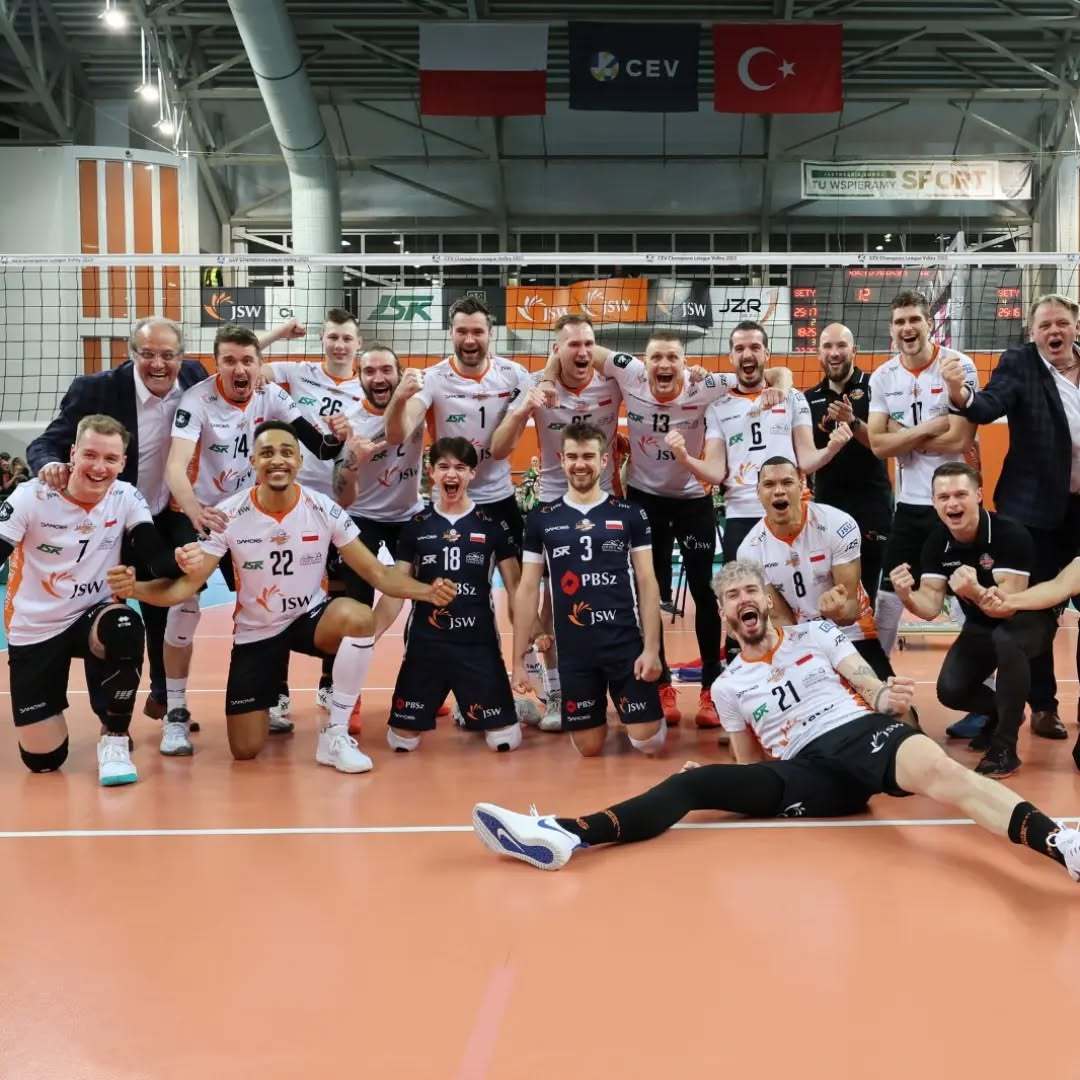 波兰🇵🇱男排未来之星——小自由人格拉涅奇尼，可可爱爱的！国际排坛动态甲鱼哥的