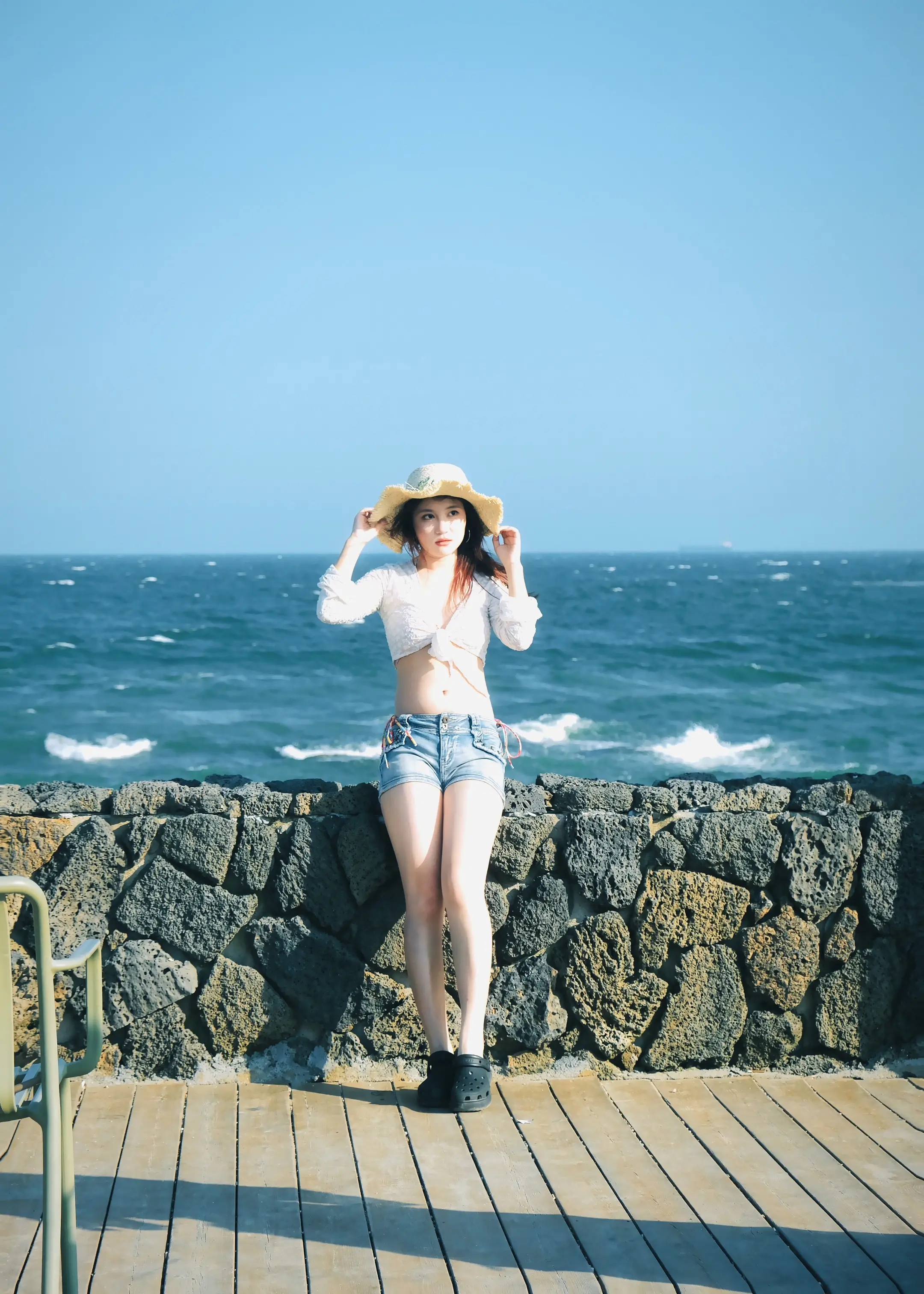 拍车没人看，拍美女可以吗？