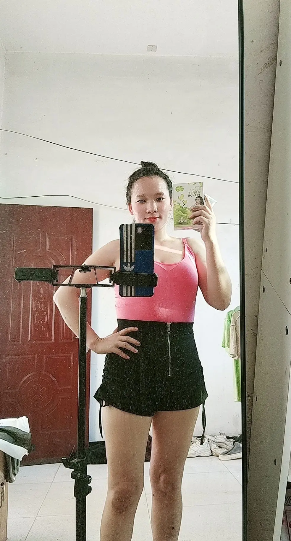 好久不见了姐妹兄弟们啊哈哈😃微胖女生