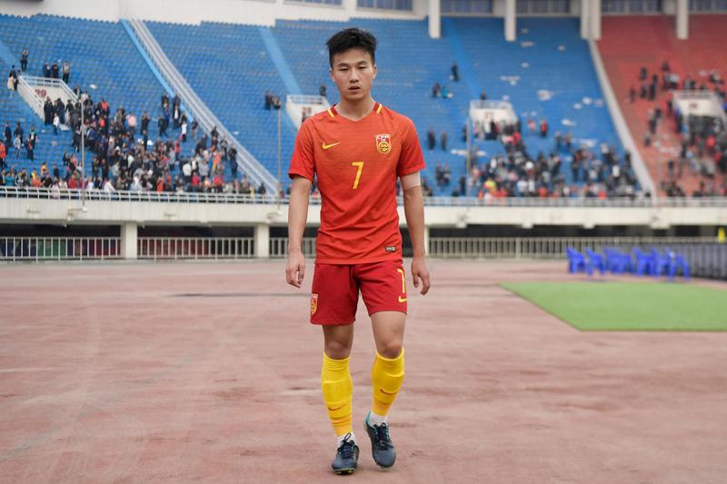 北京时间1月25日凌晨，U23男足亚洲杯决赛，中国U23男足0-4输给日本U23