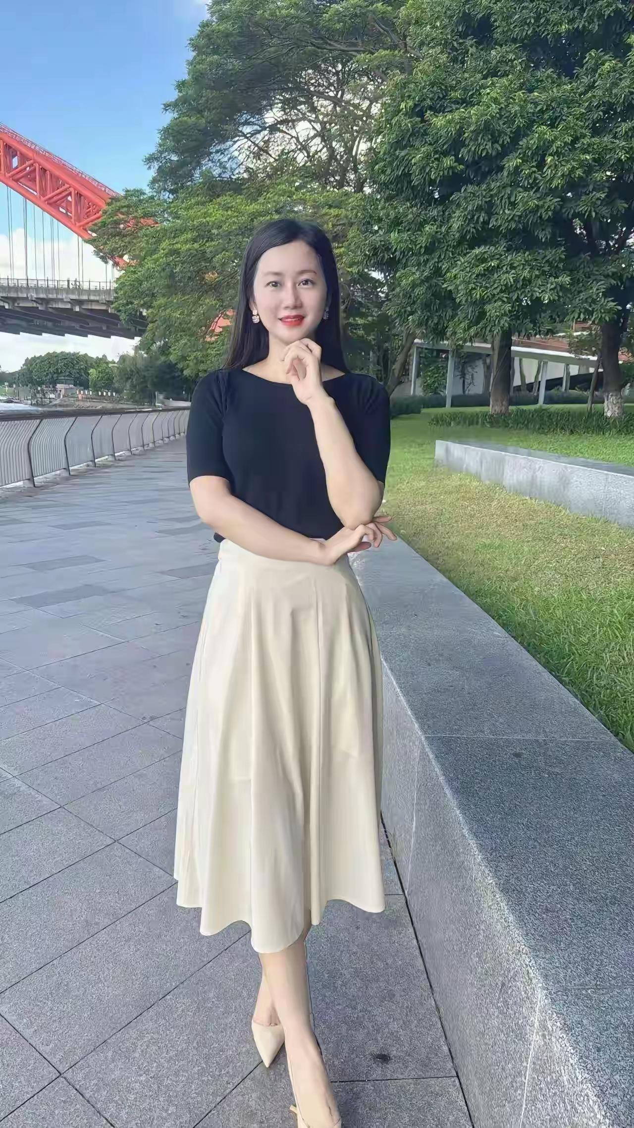 优雅都市风，黑白配穿搭，轻松自在！👗👠