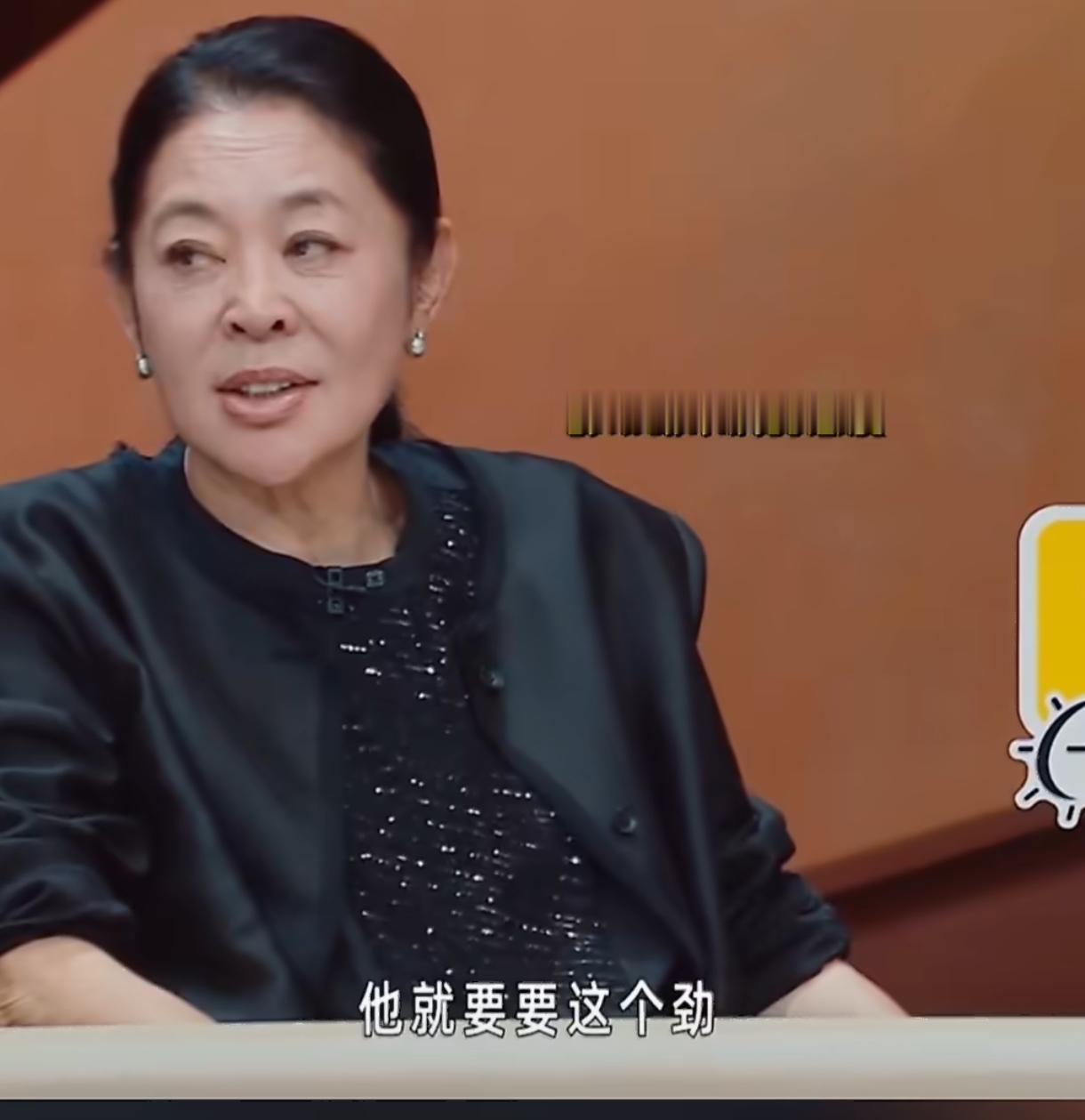 邹市明在饭桌上冲冉莹颖甩脸那句“有啥好聊的”，我看完直接气笑了。

《姐姐当家2