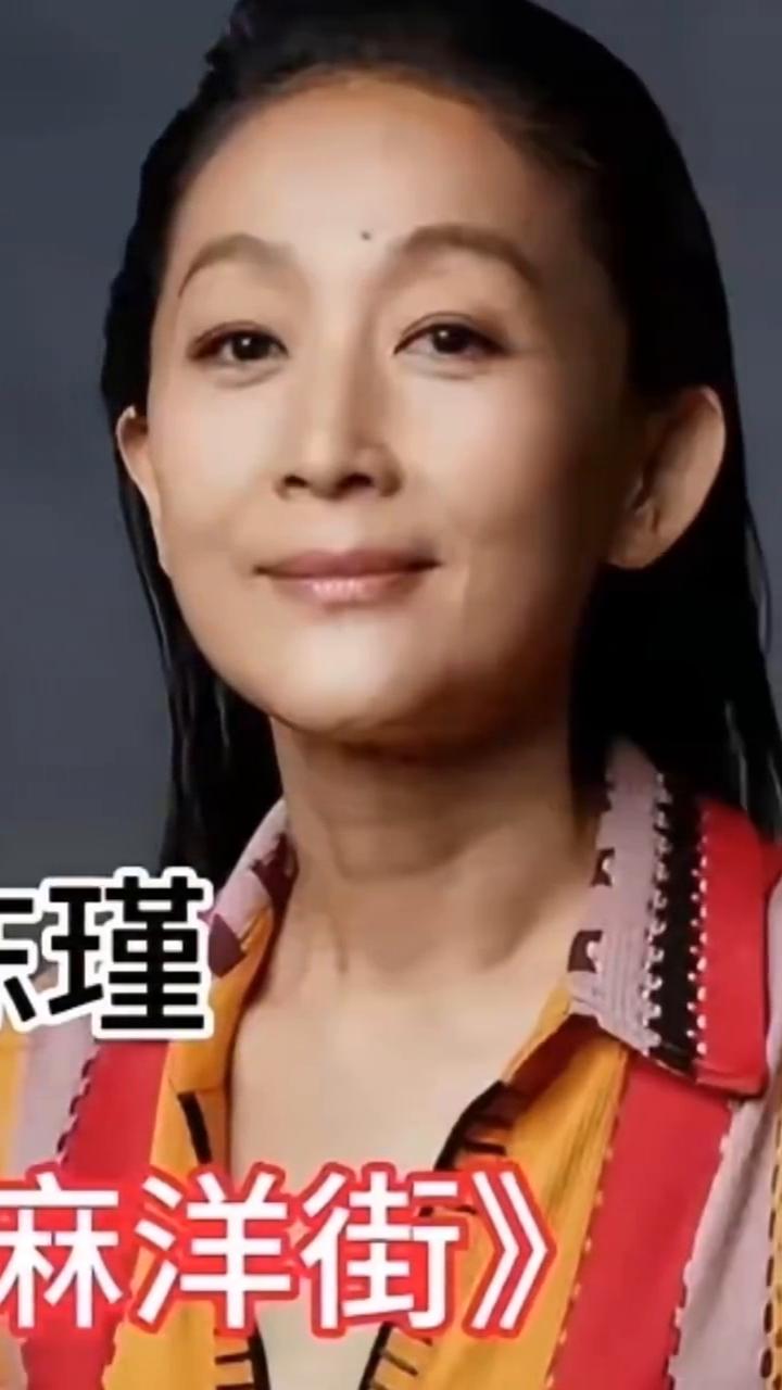 扮演母亲形象，十一位女演员。
·第一位：表作《满仓进城》。
·第二位：何赛飞。