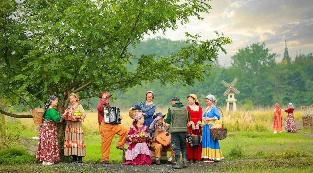 田园摄影，如何为农场一年增收50% ？

成都的“凡朴农场”，利用30亩闲置土地