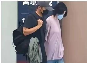 有人猜王菲会不会参加谢贤的葬礼，她应该不会去。去了也尴尬，她以什么身份参加呢？和
