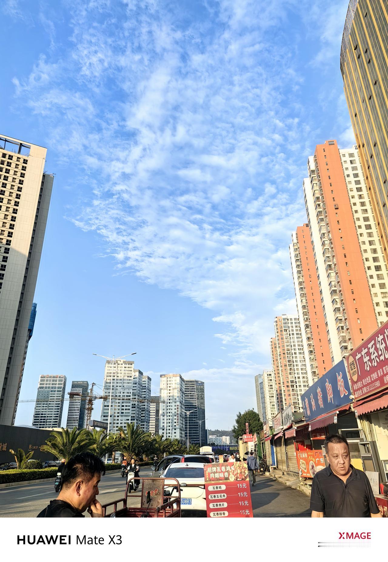 我认识两个投资者，2019年同时入行。
A君每笔投完就投下一笔，从来不复盘；B君