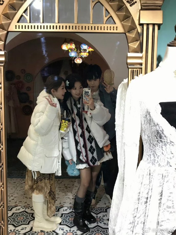 恋综三角恋高发地恋综果然很好品，七月小轩祎阳这几个同框的时候也是让我们大家看到了