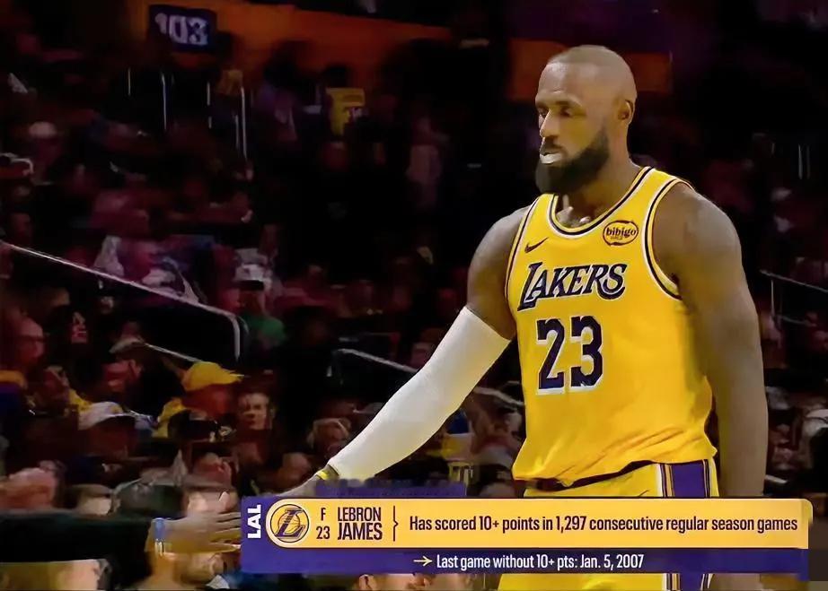 第一次感觉老詹真的老了
脚步完全跟不上！哎，还是没有敌过时光老人，看了他15年了