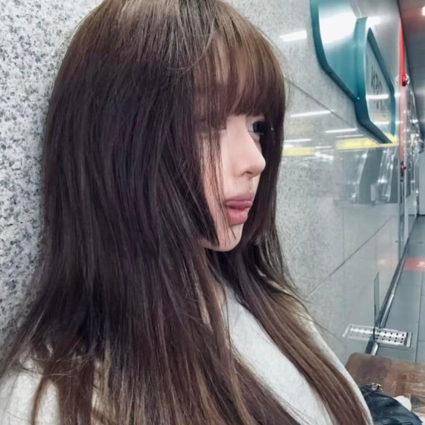 𝐖𝐞𝐂𝐡𝐚𝐭女頭甜妹女头 |审美积累 |女头 |高清女头 |温柔干净