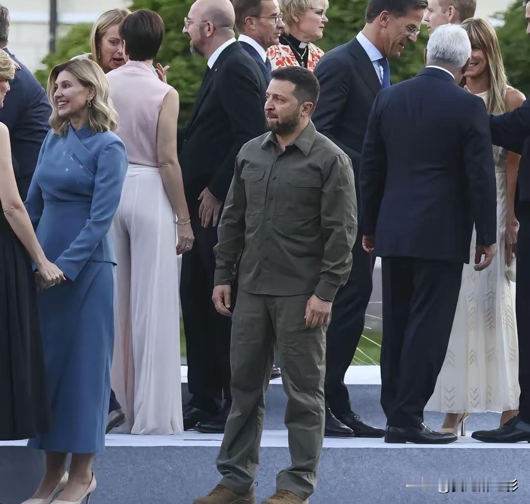 泽连斯基：美国不要把乌克兰只看作一个一味索取的国家

泽连斯基最近又出来说话了，