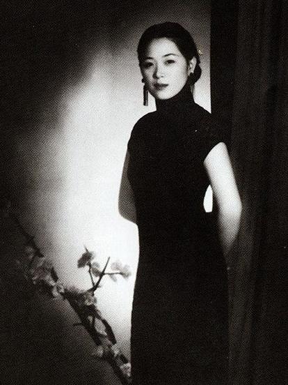 1935年，一妓女恳求37岁张伯驹：“带我走吧！我还是清白之身！”

那年上海的