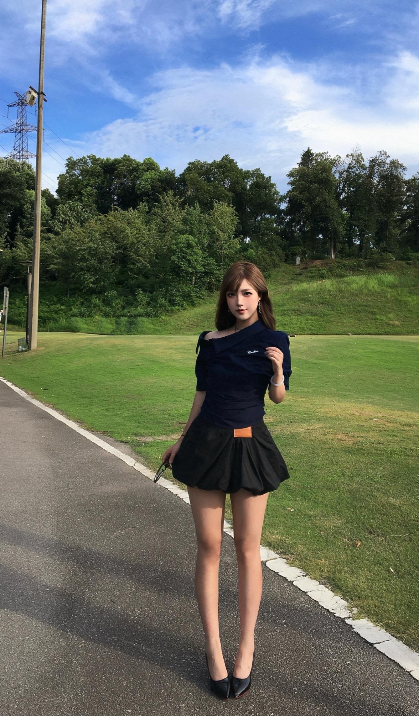 明天会不会好我不知道 我只在乎现在 少也眼