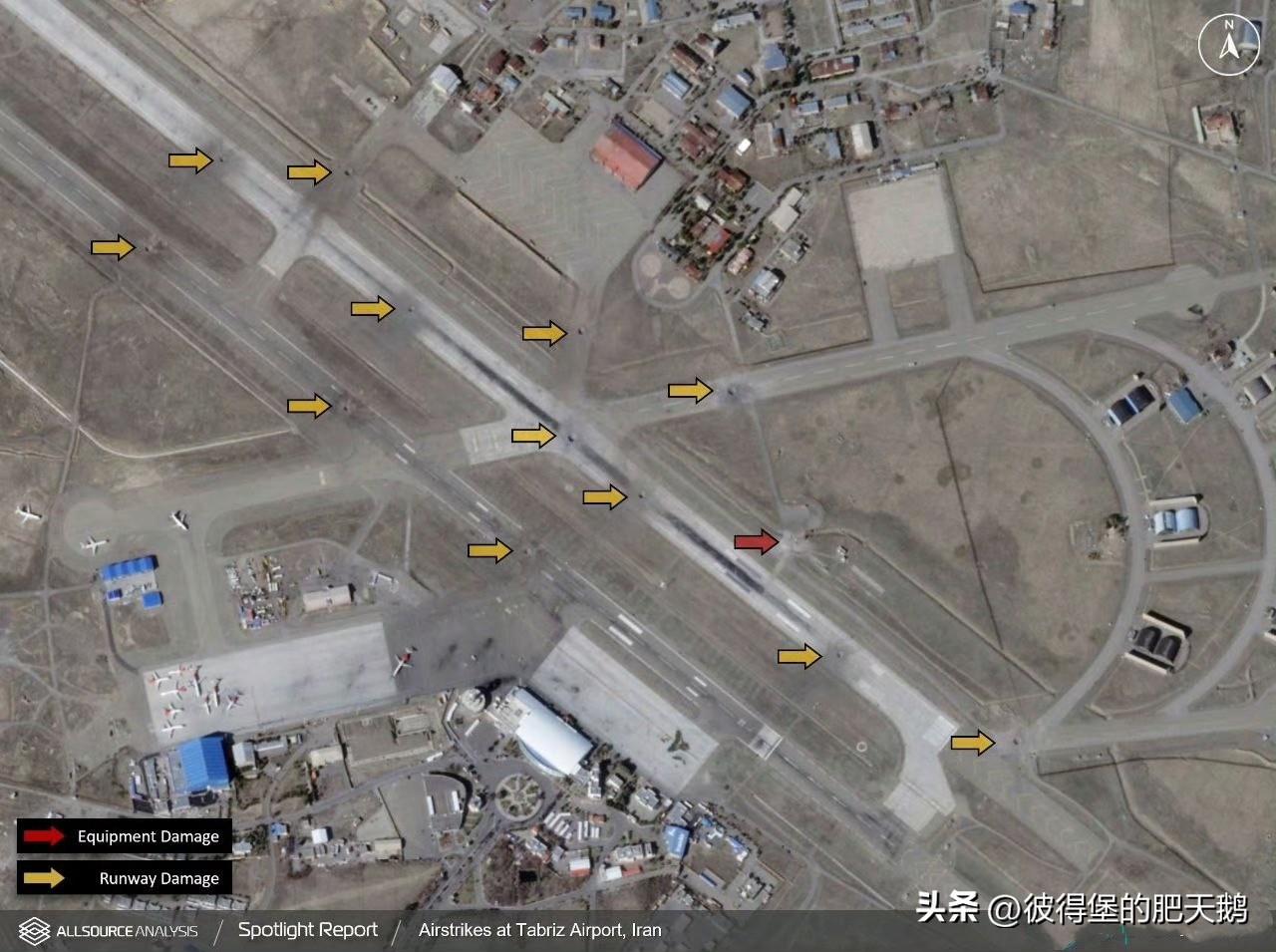 #以美袭击伊朗# 
被美军”战斧”巡航导弹击中的伊朗大不里士国际机场跑道航拍图。