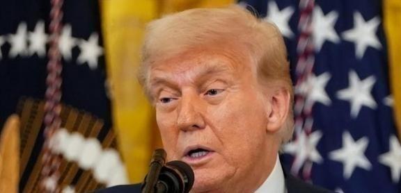 特朗普这回终于把台湾问题摆上明面！过去，美国在台湾问题上的态度始终相当含混，面对