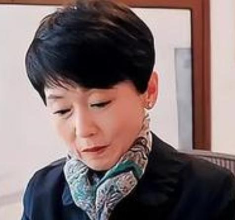香港资深电影人谷薇丽于2026年5月2日在睡梦中猝逝，享年73岁。
谷薇丽是香港