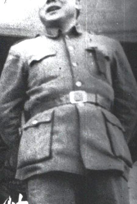1934年，一位国民党少将在危急关头解救了数万红军将士。新中国成立后，毛主席亲自