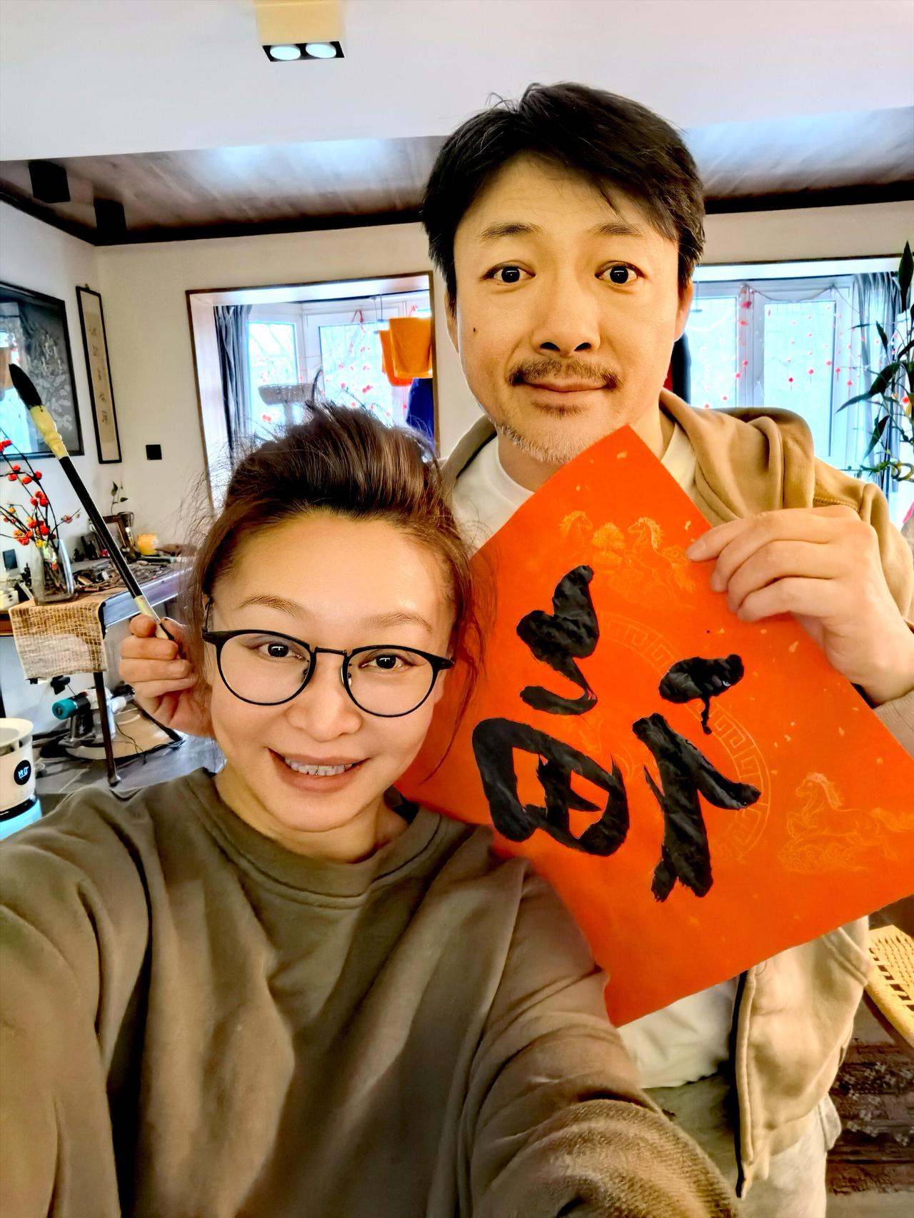 什么？天池老师和祖峰是两口子啊，王秀娥嫂子嫁给李涯了，谁懂刚看完《潜伏》去看《父