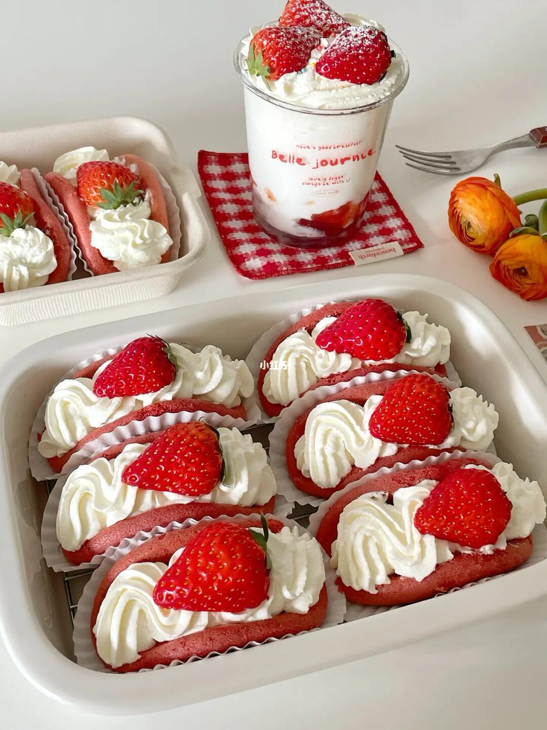 新年小甜品🧧红丝绒草莓抱抱卷🍓附详细教程