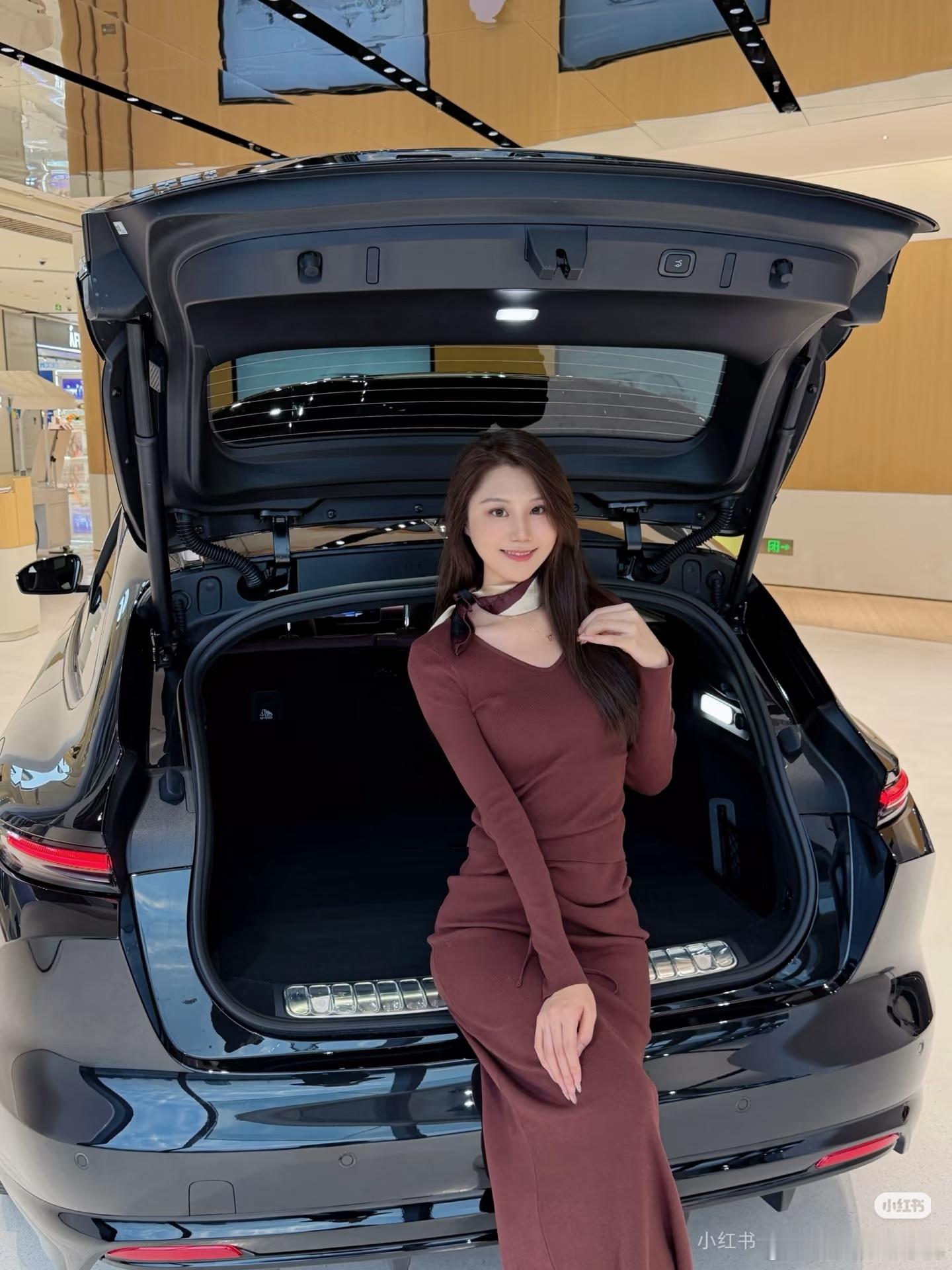 一眼心动！蔚来ET5T，是我的Dream Car没错了终于提车啦！！从看车到下定