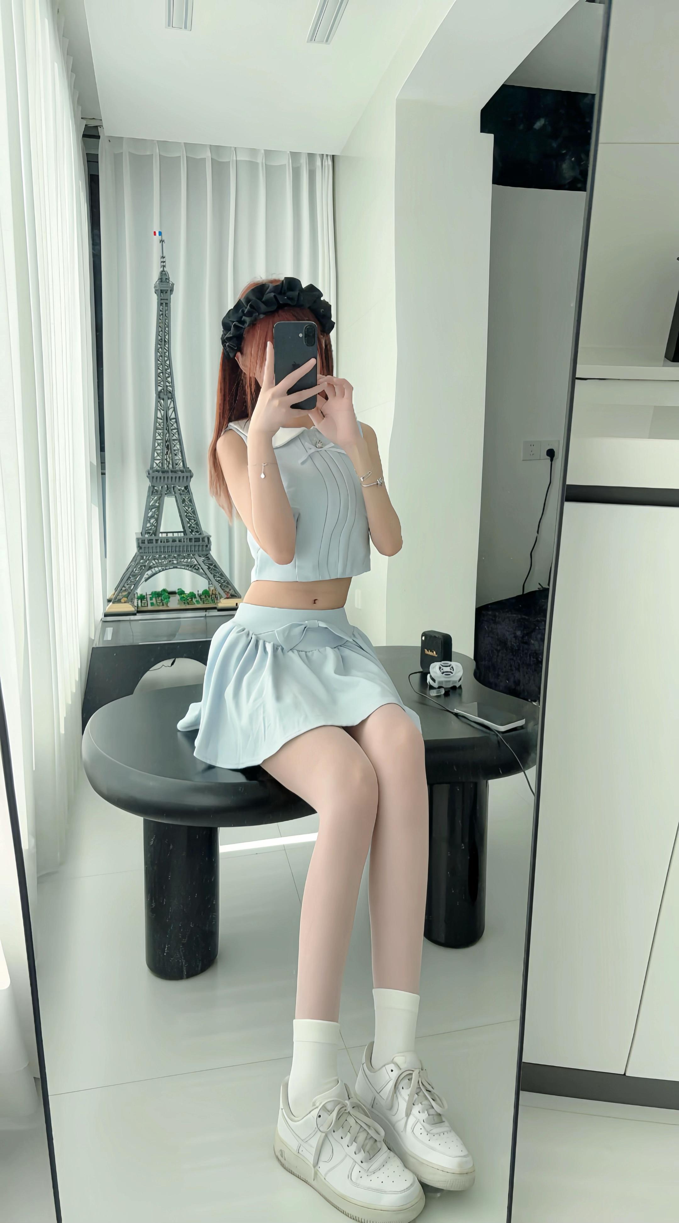 迷人如爱沉默在深秋。