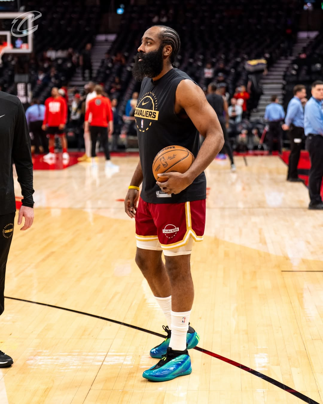 北极光配色！骑士vs猛龙nba季后赛