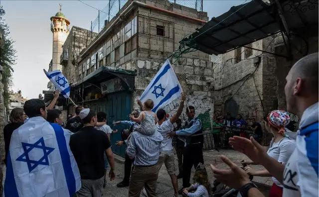 以色列凭什么敢这么狂？难道就是因为有美国当靠山吗？其实不是，美国只是次要的，真正