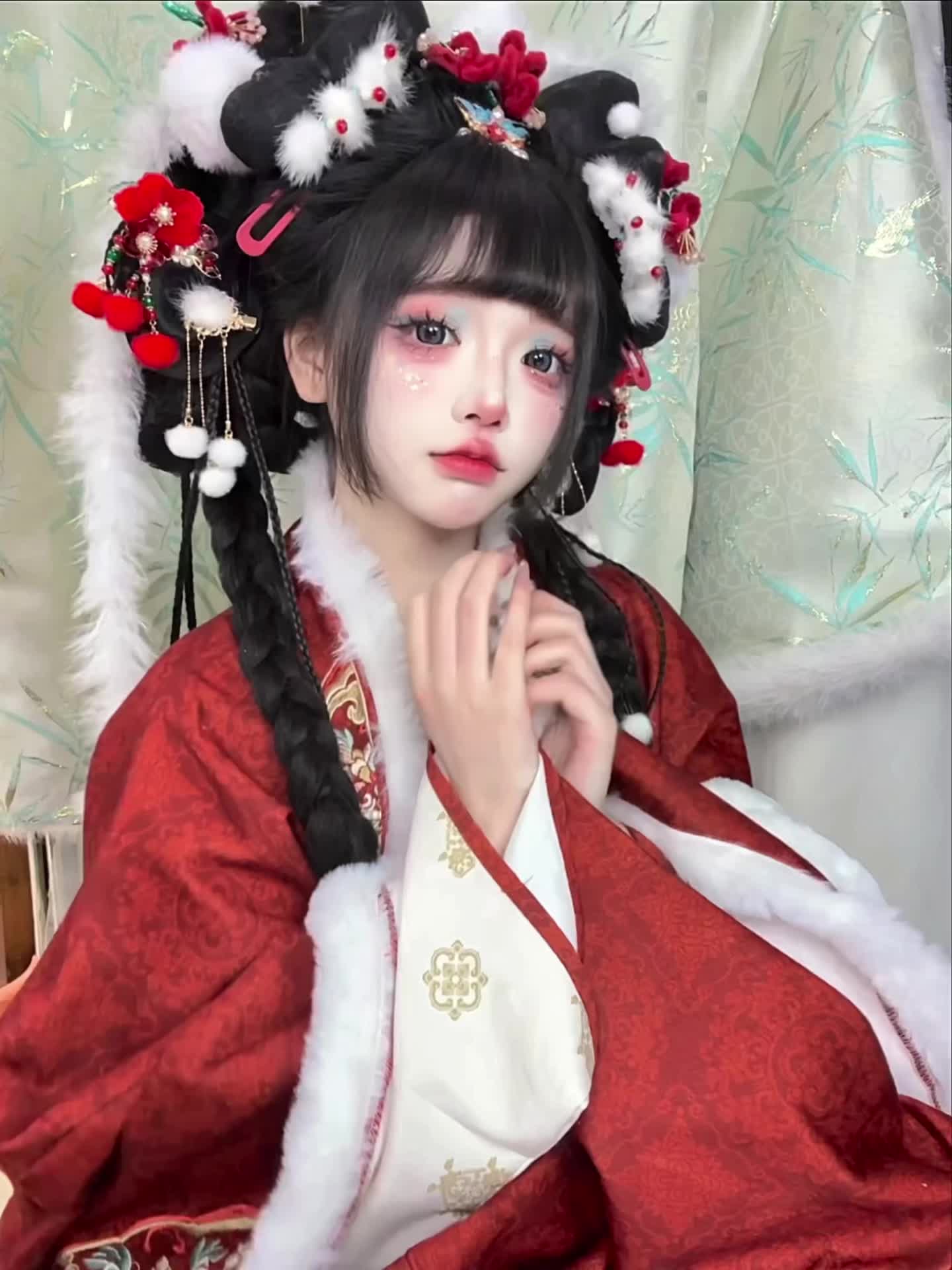 新年汉服安排起来～姐姐把我画得太美啦