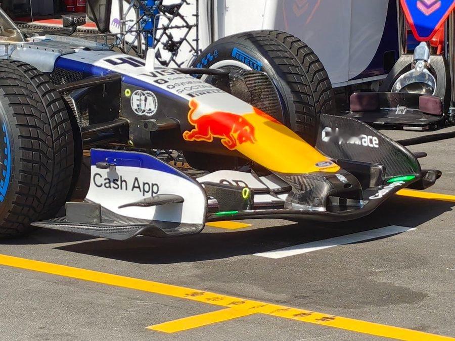 F1[超话]2026F1阿塞拜疆大奖赛 小牛的新前翼、前刹车通风导管和前悬。 ​