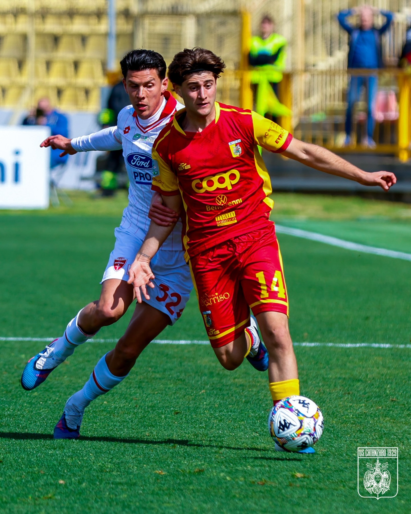 意乙 卡坦萨罗主场1：1蒙扎队，利贝拉里🇮🇹首发出场67分钟。（首发出场的库