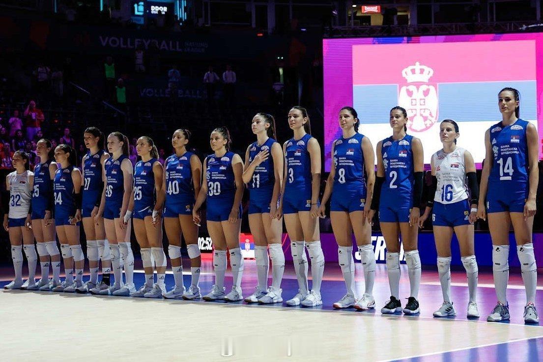 🇷🇸 塞尔维亚女排VNL 第一周阵容🏐 二传: 米尔科维奇 - 佩罗维奇 
