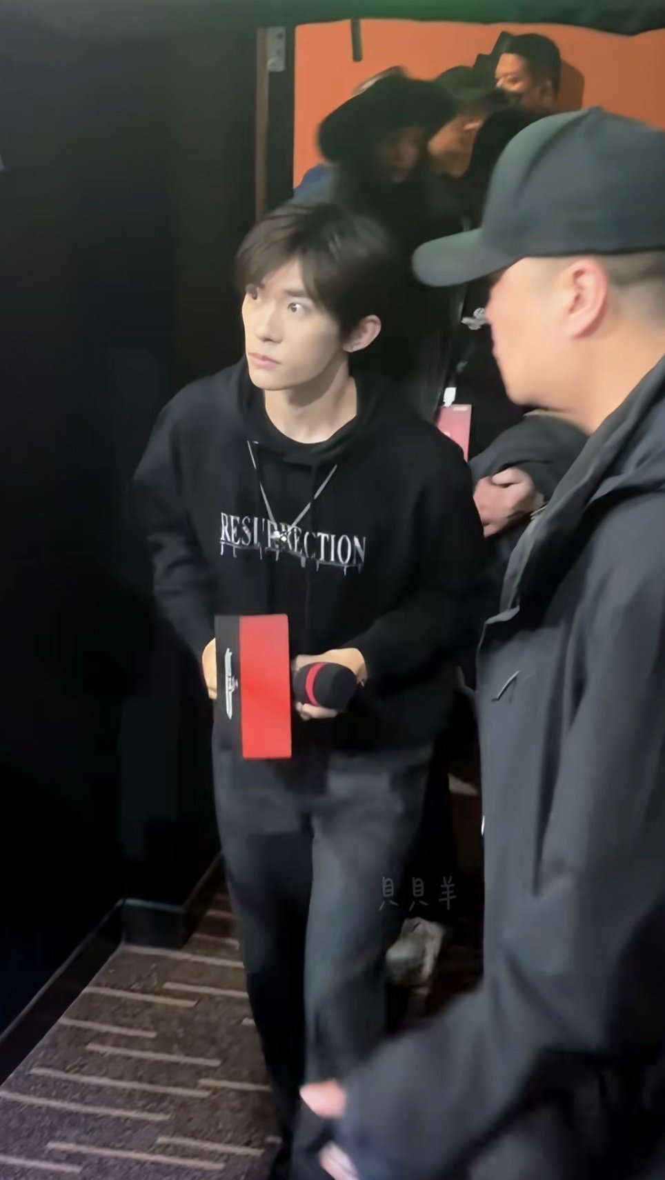 我在想一个男孩我在恨一个导演 
