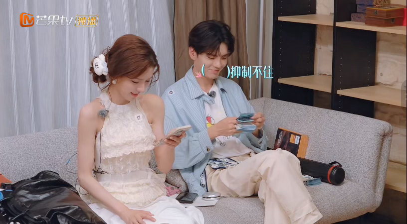 张予曦毕雯珺合伙人形同陌路 《纽约合伙人》开播全程快进找糖，结果连句多余的话都没