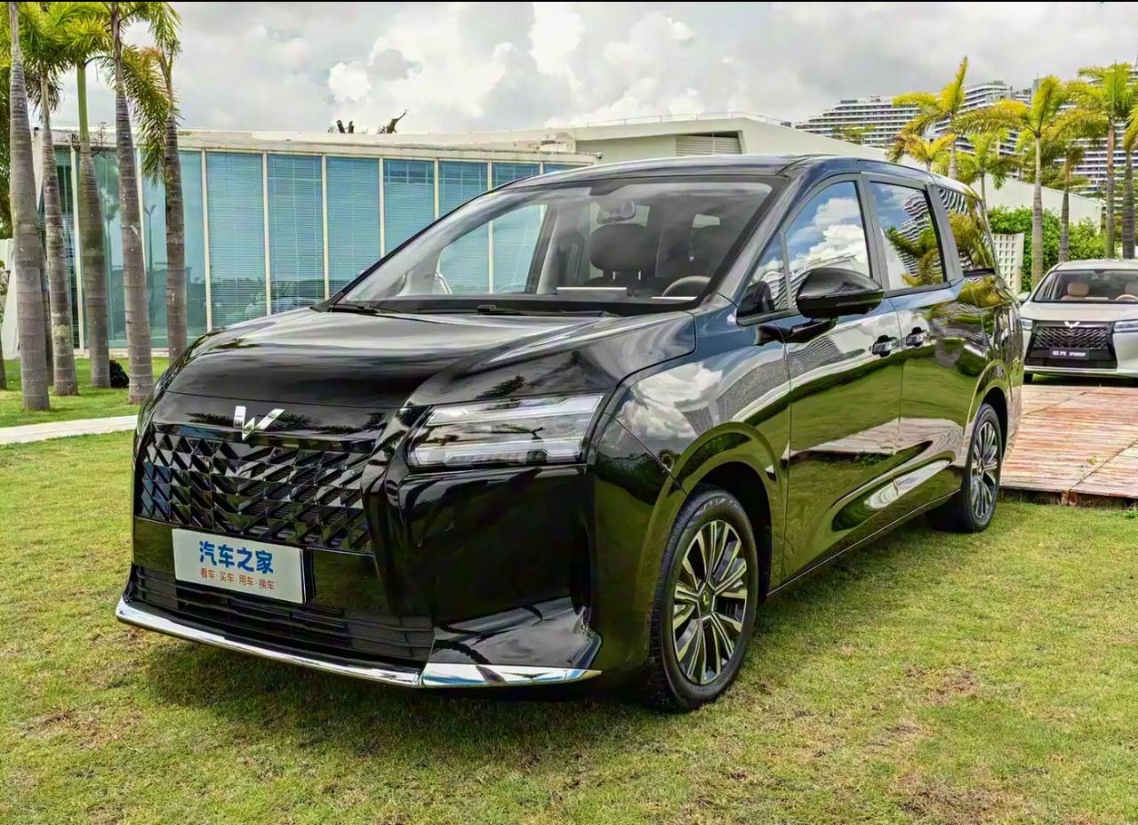 五菱星光730 2025款：家庭出行的多元适配与实用本质

作为上汽通用五菱面向