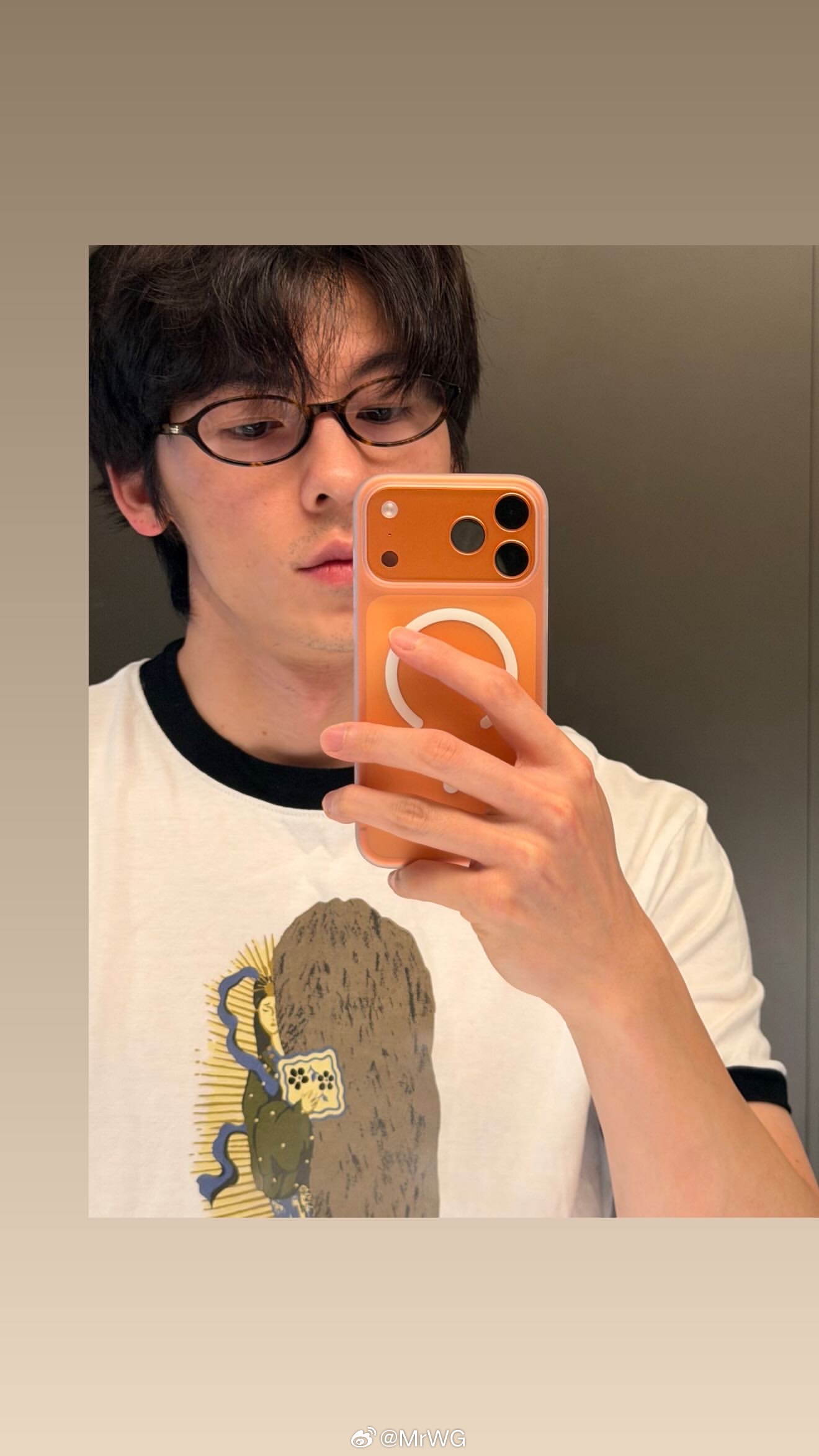 许光汉greghandaily 许光汉许光汉 最新自拍📸，清爽的手指～好难得的