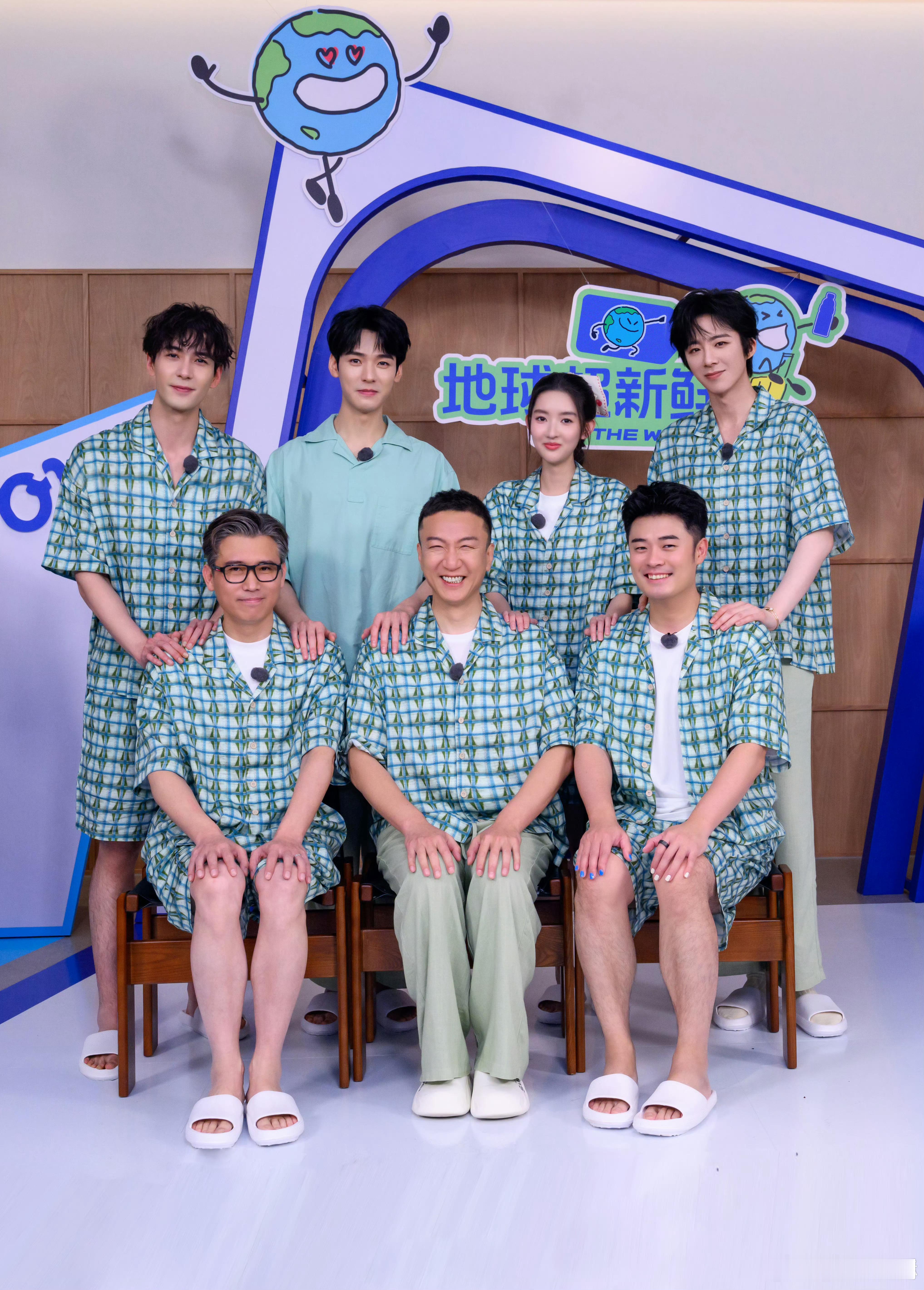 谁来拯救一下孙红雷的发际线啊，一眼看过去还以为小尼呢（对不起小尼老师🧎‍♀️）