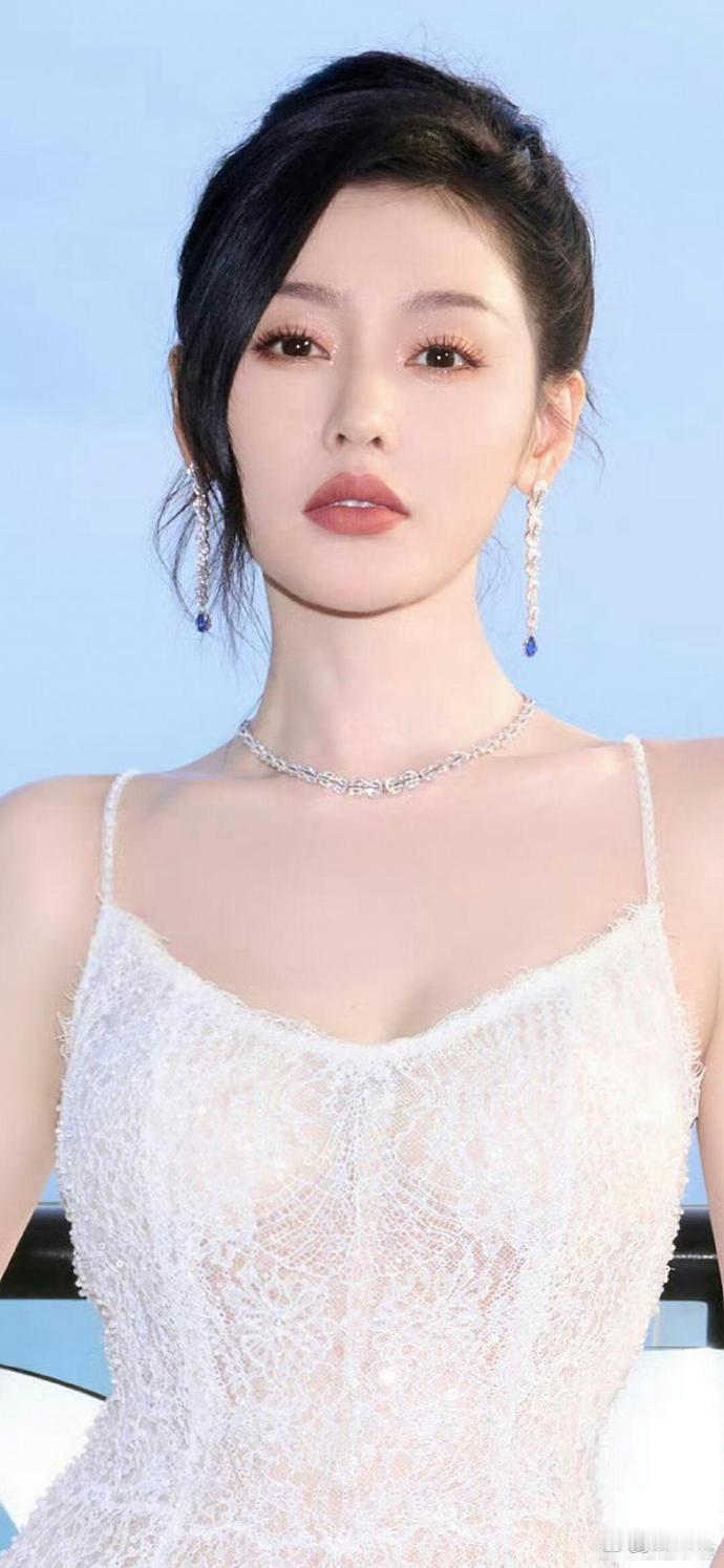 张天爱的腰臀比你喜欢吗？ 