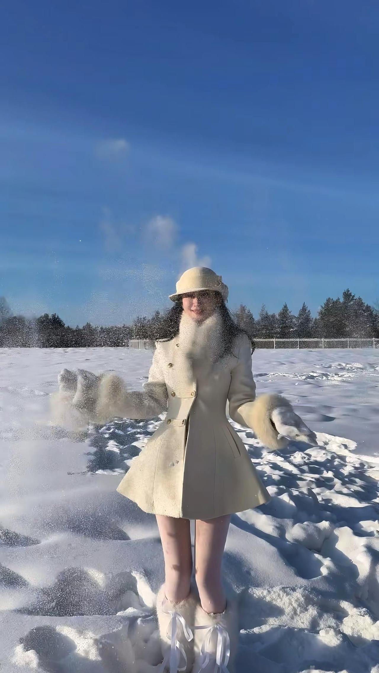 该怎么开口 是最近天冷了 还是想你了漠河 北极村 千金风穿搭