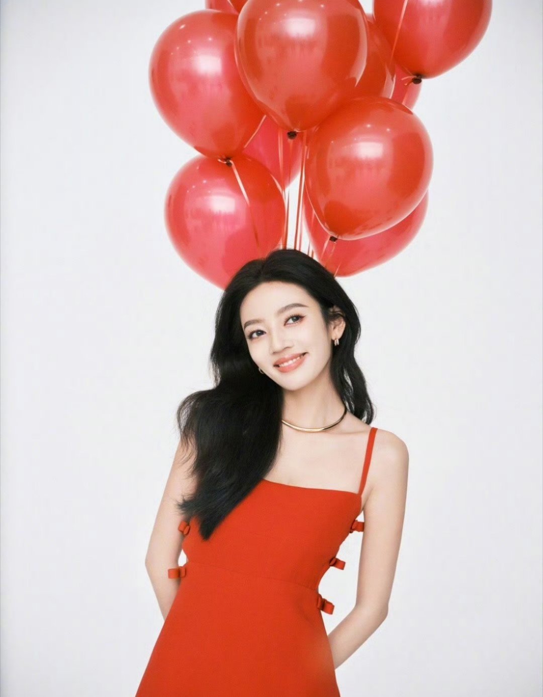 果然有你的何瑞贤，没想到何瑞贤突袭直播，这么好带感啊。 