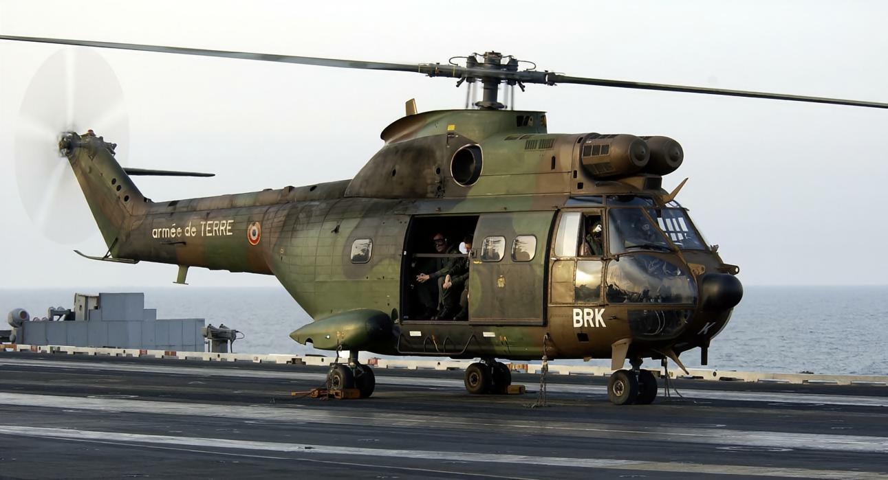 每天认识一件兵器 法国SA 330“美洲豹”通用直升机SA 330是法国宇航公司