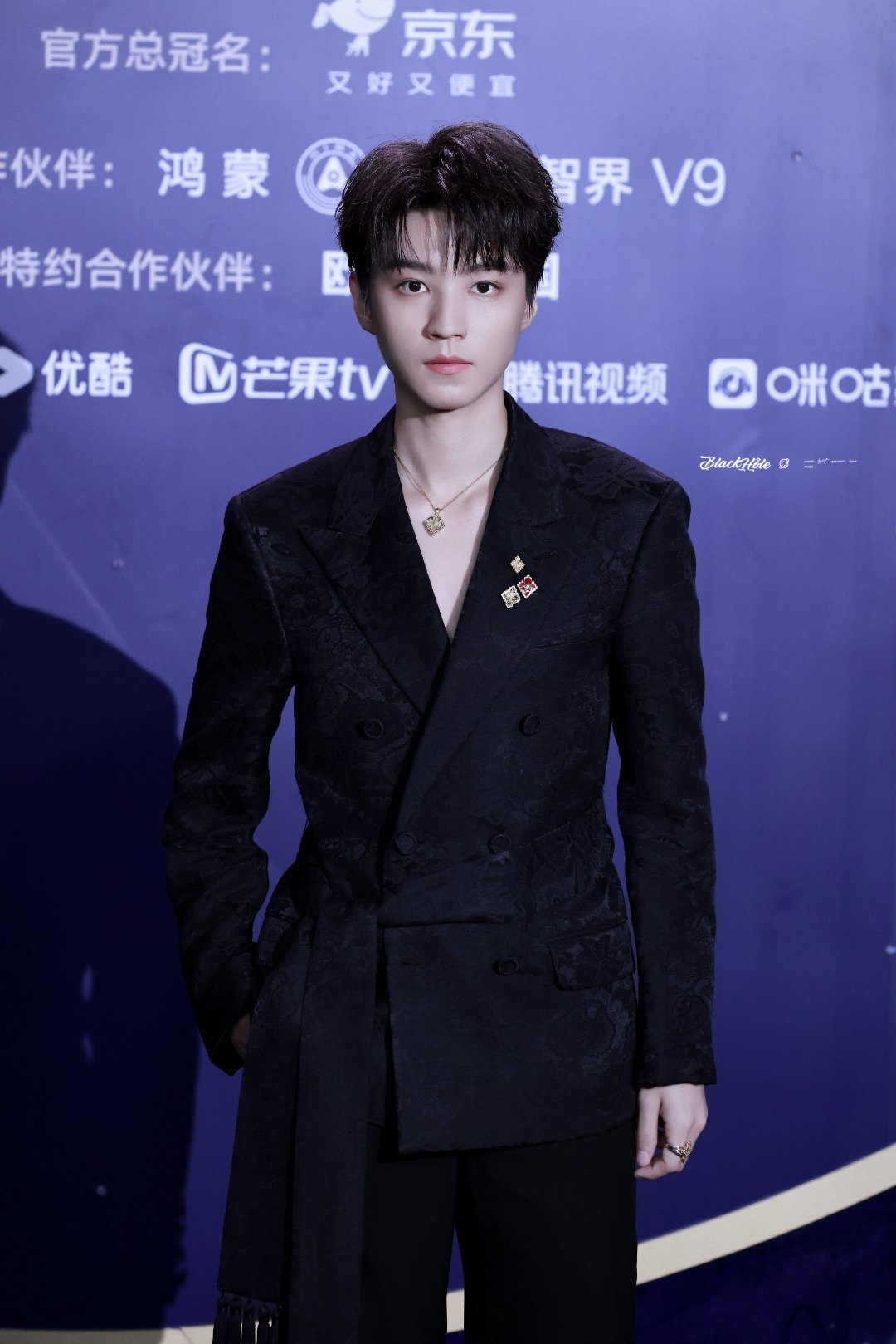 江苏卫视跨年 𝐵𝑒 𝑖𝑛𝑓𝑎𝑡𝑢𝑎𝑡𝑒𝑑 𝑤𝑖𝑡?