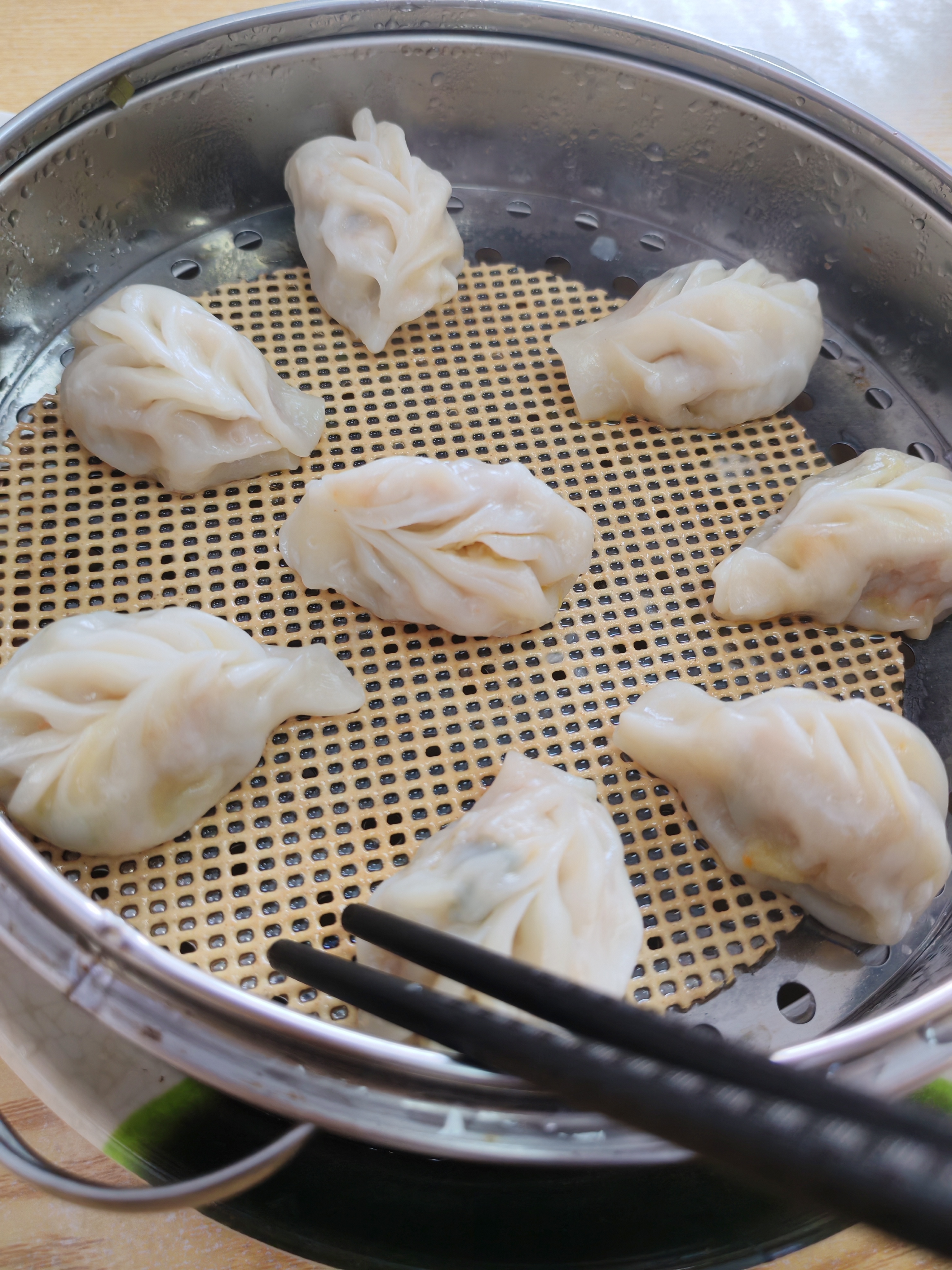 九块钱的蒸饺。。 